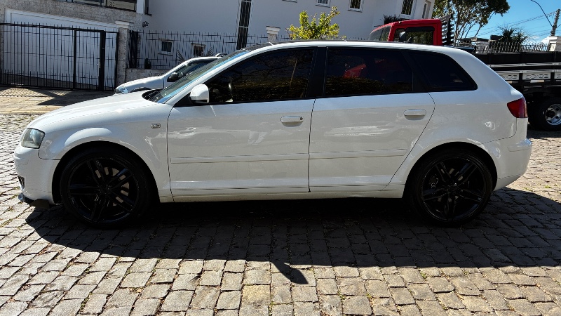AUDI A3 2.0 TFSI SPORTBACK 16V S-TRONIC 2008/2008 COMPLETO VEÍCULOS GUAPORÉ / Carros no Vale