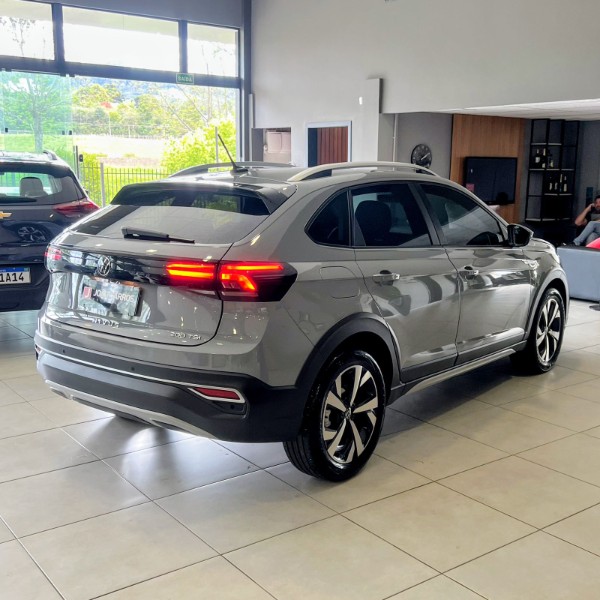 VOLKSWAGEN NIVUS 1.0 200 TSI HIGHLINE 2024/2024 JOÃO CARROS MULTIMARCAS GUAPORÉ / Carros no Vale VOLKSWAGEN NIVUS 1.0 200 TSI HIGHLINE 2024/2024 JOÃO CARROS MULTIMARCAS GUAPORÉ / Carros no Vale