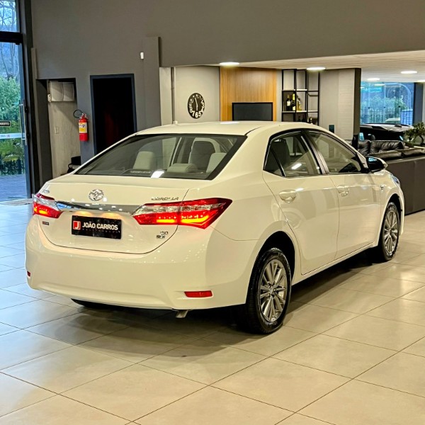 TOYOTA COROLLA 2.0 XEI 2016/2016 JOÃO CARROS MULTIMARCAS GUAPORÉ / Carros no Vale TOYOTA COROLLA 2.0 XEI 2016/2016 JOÃO CARROS MULTIMARCAS GUAPORÉ / Carros no Vale