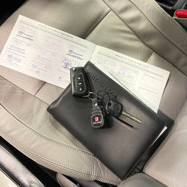 TOYOTA COROLLA 2.0 XEI 2016/2016 JOÃO CARROS MULTIMARCAS GUAPORÉ / Carros no Vale TOYOTA COROLLA 2.0 XEI 2016/2016 JOÃO CARROS MULTIMARCAS GUAPORÉ / Carros no Vale