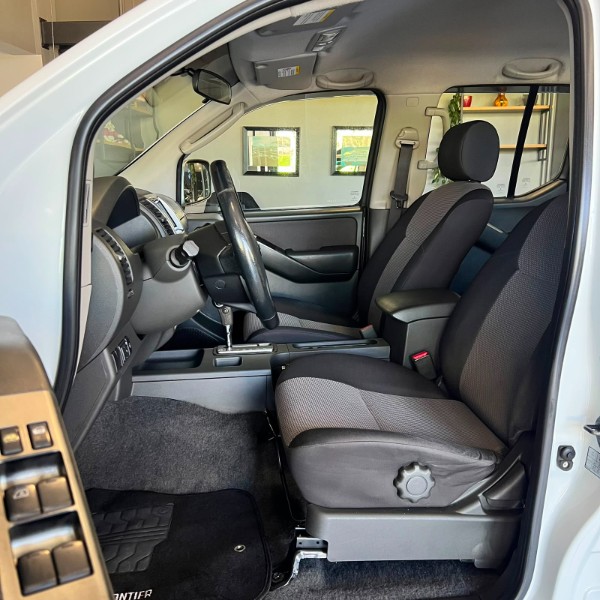NISSAN FRONTIER 2.5 SV ATTACK 4X4 2016/2016 JOÃO CARROS MULTIMARCAS GUAPORÉ / Carros no Vale NISSAN FRONTIER 2.5 SV ATTACK 4X4 2016/2016 JOÃO CARROS MULTIMARCAS GUAPORÉ / Carros no Vale
