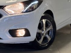 CHEVROLET PRISMA 1.4 LTZ 8V 2016/2017 MALAGGI VEÍCULOS ENCANTADO / Carros no Vale