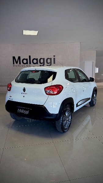RENAULT KWID 1.0 12V SCE INTENSE 2018/2018 MALAGGI VEÍCULOS ENCANTADO / Carros no Vale