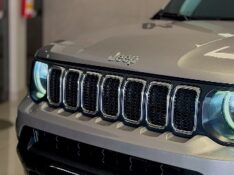 JEEP RENEGADE 1.3 16V LONGITUDE T270 TURBO 4X2 2022/2023 MALAGGI VEÍCULOS ENCANTADO / Carros no Vale