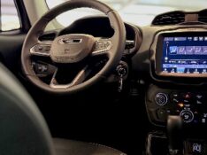 JEEP RENEGADE 1.3 16V LONGITUDE T270 TURBO 4X2 2022/2023 MALAGGI VEÍCULOS ENCANTADO / Carros no Vale