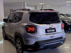 JEEP RENEGADE 1.3 16V LONGITUDE T270 TURBO 4X2 2022/2023 MALAGGI VEÍCULOS ENCANTADO / Carros no Vale