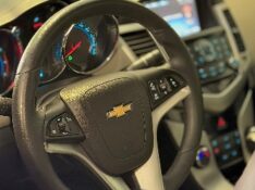 CHEVROLET CRUZE 1.8 LTZ 16V FLEX 4P AUTOMÁTICO 2014/2014 MALAGGI VEÍCULOS ENCANTADO / Carros no Vale