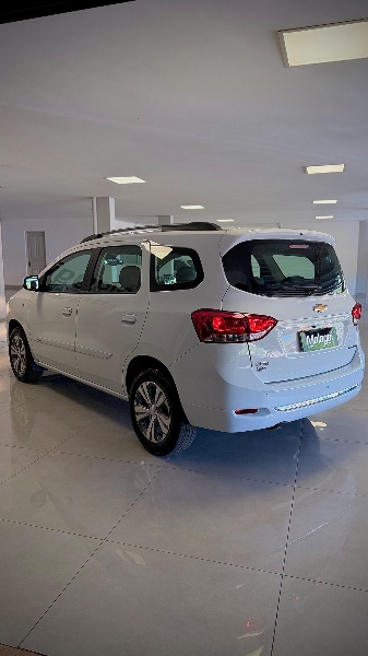 CHEVROLET SPIN 1.8 PREMIER 8V FLEX 4P AUTOMÁTICO 2023/2024 MALAGGI VEÍCULOS ENCANTADO / Carros no Vale