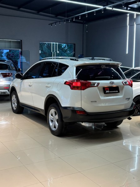 TOYOTA RAV-4 2.0 4X4 16V AUT. 2014/2014 JM AUTOMÓVEIS VENÂNCIO AIRES / Carros no Vale