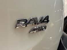 TOYOTA RAV-4 2.0 4X4 16V AUT. 2014/2014 JM AUTOMÓVEIS VENÂNCIO AIRES / Carros no Vale