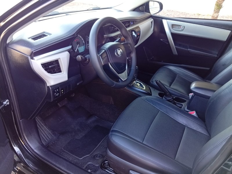 TOYOTA COROLLA GLI 1.8 2016/2017 ALTERNATIVA VEÍCULOS LAJEADO / Carros no Vale
