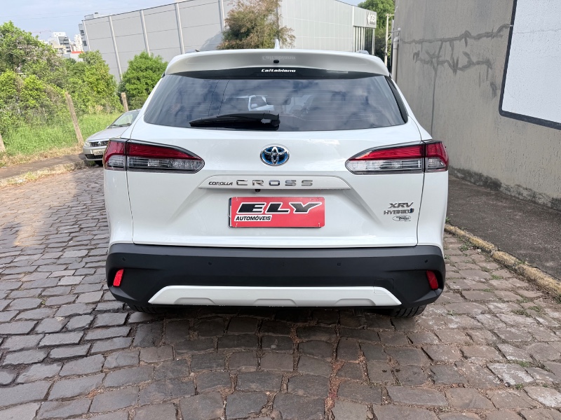 TOYOTA COROLLA CROSS 1.8 VVT-I HYBRID FLEX XRV CVT 2022/2022 ELY AUTOMÓVEIS LAJEADO / Carros no Vale TOYOTA COROLLA CROSS 1.8 VVT-I HYBRID FLEX XRV CVT 2022/2022 ELY AUTOMÓVEIS LAJEADO / Carros no Vale