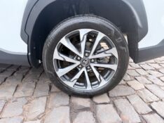TOYOTA COROLLA CROSS 1.8 VVT-I HYBRID FLEX XRV CVT 2022/2022 ELY AUTOMÓVEIS LAJEADO / Carros no Vale