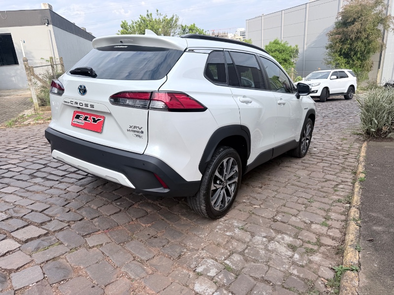 TOYOTA COROLLA CROSS 1.8 VVT-I HYBRID FLEX XRV CVT 2022/2022 ELY AUTOMÓVEIS LAJEADO / Carros no Vale TOYOTA COROLLA CROSS 1.8 VVT-I HYBRID FLEX XRV CVT 2022/2022 ELY AUTOMÓVEIS LAJEADO / Carros no Vale