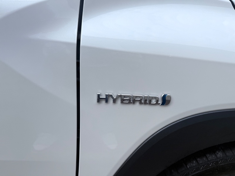 TOYOTA COROLLA CROSS 1.8 VVT-I HYBRID FLEX XRV CVT 2022/2022 ELY AUTOMÓVEIS LAJEADO / Carros no Vale TOYOTA COROLLA CROSS 1.8 VVT-I HYBRID FLEX XRV CVT 2022/2022 ELY AUTOMÓVEIS LAJEADO / Carros no Vale