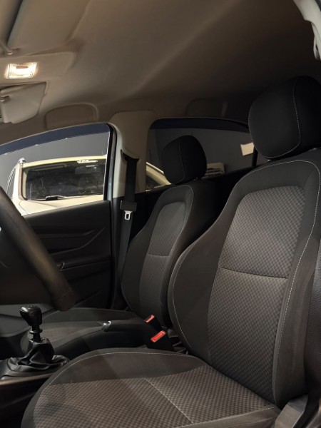 CHEVROLET ONIX 1.0 JOY 2019/2019 JM AUTOMÓVEIS VENÂNCIO AIRES / Carros no Vale