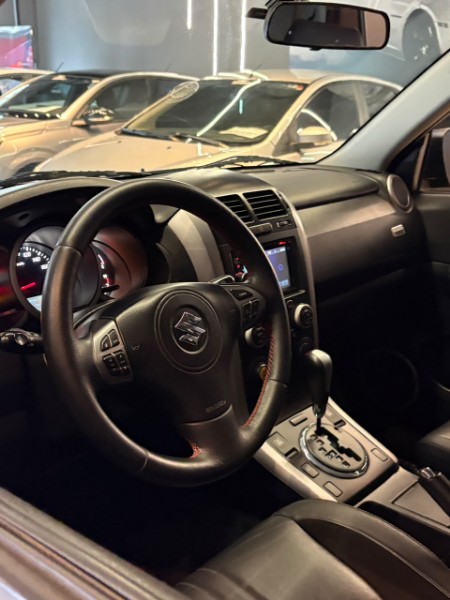SUZUKI GRAND VITARA 2.0 16V 4X4 2015/2015 JM AUTOMÓVEIS VENÂNCIO AIRES / Carros no Vale