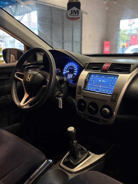 HONDA CITY 1.5 LX 16V 2013/2013 JM AUTOMÓVEIS VENÂNCIO AIRES / Carros no Vale