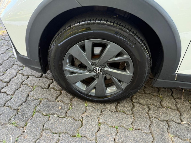 VOLKSWAGEN NIVUS 1.0 200 TSI TOTAL FLEX COMFORTLINE AUTOMÁTICO 2021/2021 ELY AUTOMÓVEIS LAJEADO / Carros no Vale