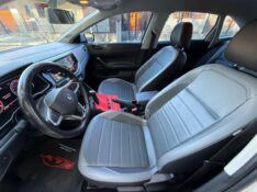 VOLKSWAGEN NIVUS 1.0 200 TSI TOTAL FLEX COMFORTLINE AUTOMÁTICO 2021/2021 ELY AUTOMÓVEIS LAJEADO / Carros no Vale