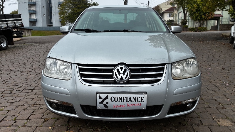 VOLKSWAGEN BORA 2.0 MI 8V FLEX 4P AUTOMÁTICO - 2009