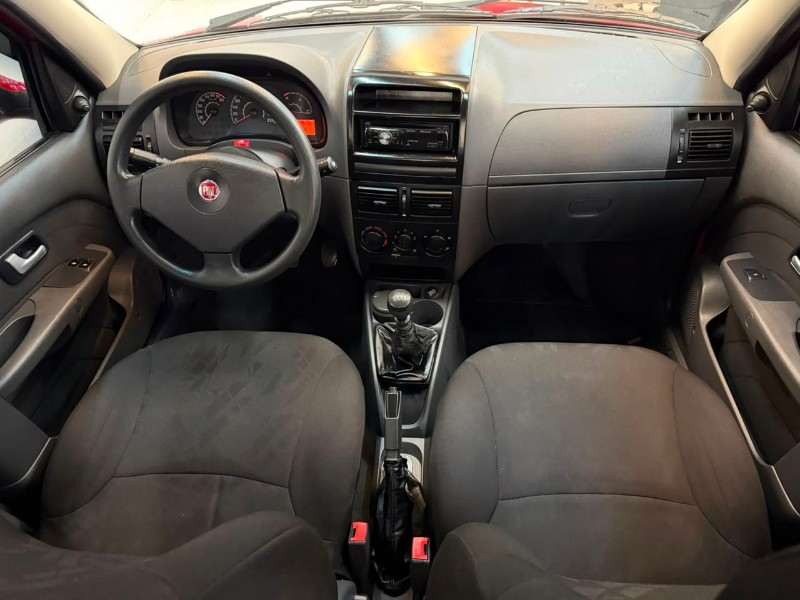 FIAT SIENA 1.0 EL CELEBRATION 8V 2011/2011 LUCAS AUTOMÓVEIS BOM RETIRO DO SUL / Carros no Vale