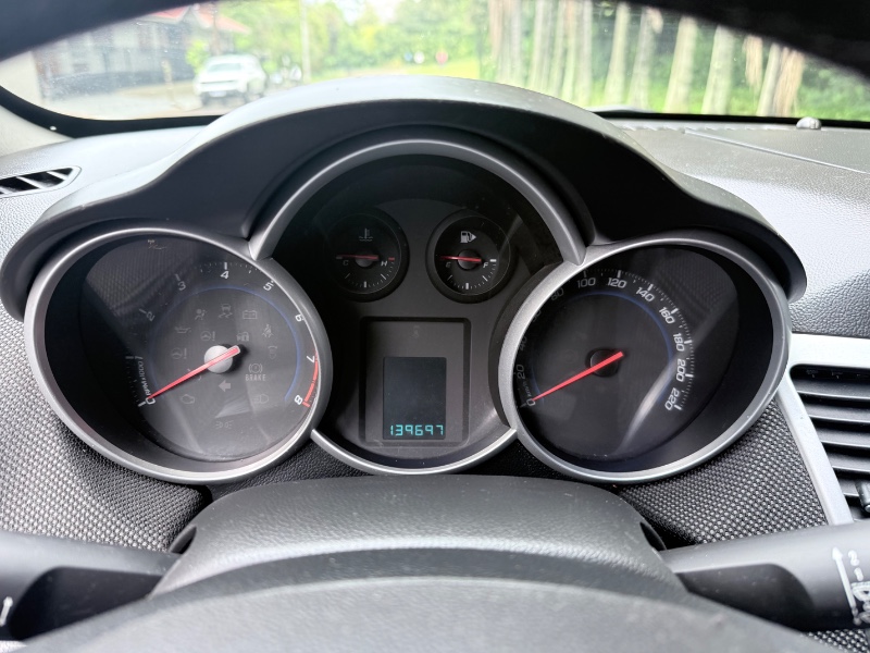 CHEVROLET CRUZE LT 1.8 16V FLEXPOWER 4P MEC. 2012/2012 ELY AUTOMÓVEIS LAJEADO / Carros no Vale