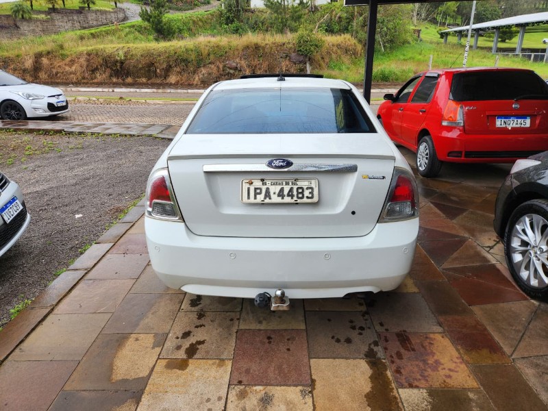 FORD FUSION SEL 2.3 AUT. 2008/2008 TS VEÍCULOS ANTA GORDA / Carros no Vale