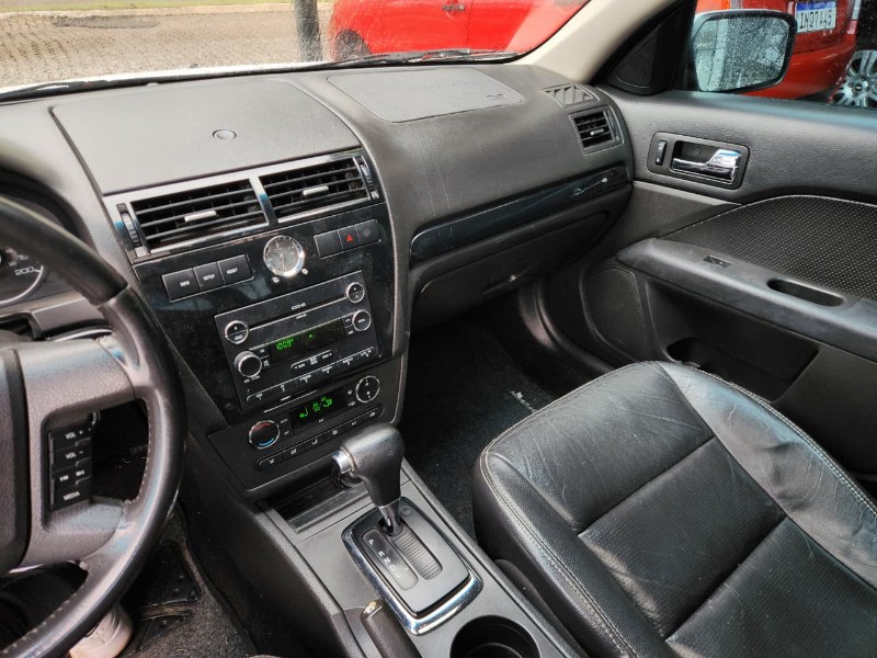 FORD FUSION SEL 2.3 AUT. 2008/2008 TS VEÍCULOS ANTA GORDA / Carros no Vale