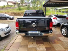 VOLKSWAGEN AMAROK HIGHLINE 2.0 4X4 2017/2018 TS VEÍCULOS ANTA GORDA / Carros no Vale