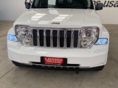 JEEP CHEROKEE 3.7 LIMITED 12V 4X4 2011/2012 LAVENDA VEÍCULOS ARROIO DO MEIO / Carros no Vale
