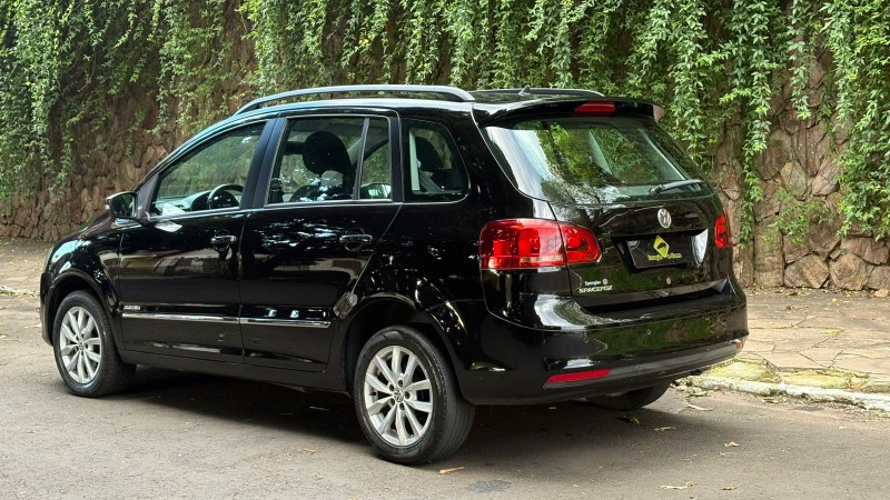 VOLKSWAGEN SPACEFOX HIGHLINE 1.6 2013/2014 ESTAÇÃO DO CARRO ESTRELA / Carros no Vale