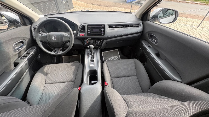 HONDA HR-V LX 1.8 16V 2016 2016/2016 NEURI VEÍCULOS LAJEADO / Carros no Vale HONDA HR-V LX 1.8 16V 2016 2016/2016 NEURI VEÍCULOS LAJEADO / Carros no Vale