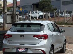 FIAT ARGO PRECISION 1.8 FLEX 2018/2018 NEURI VEÍCULOS LAJEADO / Carros no Vale
