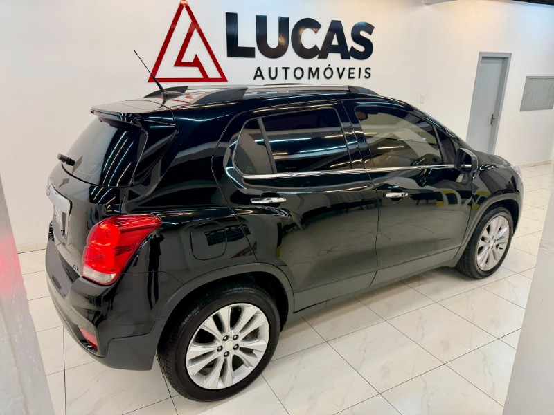 CHEVROLET TRACKER 1.4 16V TURBO LTZ 2017/2017 LUCAS AUTOMÓVEIS BOM RETIRO DO SUL / Carros no Vale