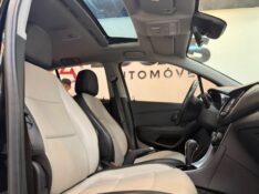 CHEVROLET TRACKER 1.4 16V TURBO LTZ 2017/2017 LUCAS AUTOMÓVEIS BOM RETIRO DO SUL / Carros no Vale