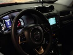 JEEP RENEGADE LONGITUDE 1.8 4X2 FLEX 16V AUT. 2016/2016 JM AUTOMÓVEIS VENÂNCIO AIRES / Carros no Vale