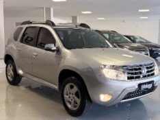 RENAULT DUSTER 2.0 16V HI-FLEX DYNAMIQUE AUTOMÁTICO 2014/2015 MALAGGI VEÍCULOS ENCANTADO / Carros no Vale