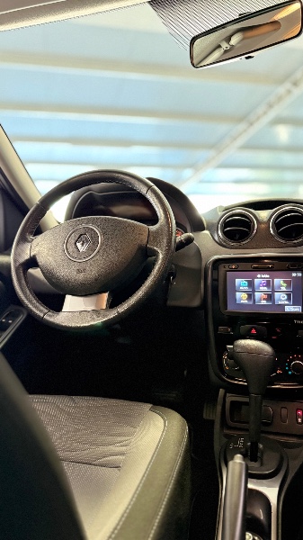 RENAULT DUSTER 2.0 16V HI-FLEX DYNAMIQUE AUTOMÁTICO 2014/2015 MALAGGI VEÍCULOS ENCANTADO / Carros no Vale
