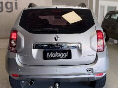 RENAULT DUSTER 2.0 16V HI-FLEX DYNAMIQUE AUTOMÁTICO 2014/2015 MALAGGI VEÍCULOS ENCANTADO / Carros no Vale