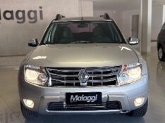 RENAULT DUSTER 2.0 16V HI-FLEX DYNAMIQUE AUTOMÁTICO 2014/2015 MALAGGI VEÍCULOS ENCANTADO / Carros no Vale