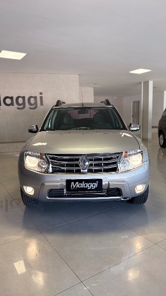 RENAULT DUSTER 2.0 16V HI-FLEX DYNAMIQUE AUTOMÁTICO 2014/2015 MALAGGI VEÍCULOS ENCANTADO / Carros no Vale