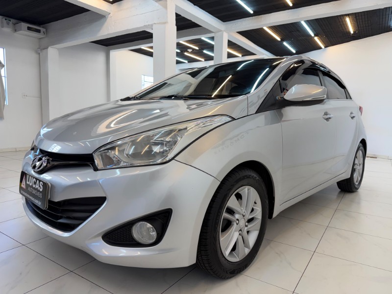 HYUNDAI HB20 PREMIUM 1.6 16V AT 2015/2015 LUCAS AUTOMÓVEIS BOM RETIRO DO SUL / Carros no Vale