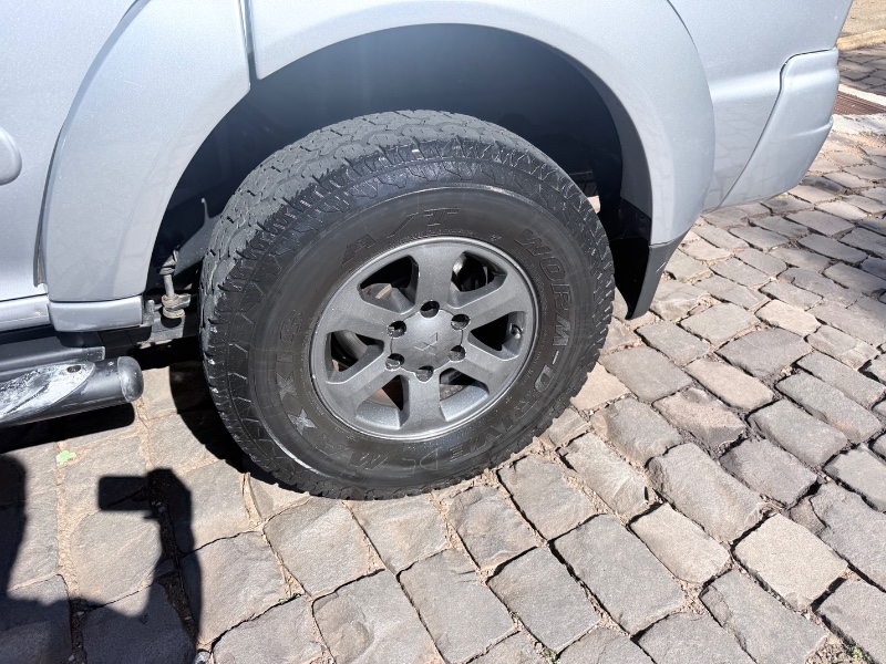MITSUBISHI PAJERO SPORT 2.5 HPE 4X4 8V 2007/2007 ELY AUTOMÓVEIS LAJEADO / Carros no Vale MITSUBISHI PAJERO SPORT 2.5 HPE 4X4 8V 2007/2007 ELY AUTOMÓVEIS LAJEADO / Carros no Vale