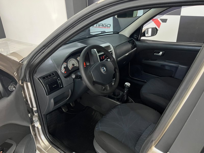 FIAT PALIO 1.4 ELX 2008/2008 TIAGO AUTOMÓVEIS VENÂNCIO AIRES / Carros no Vale