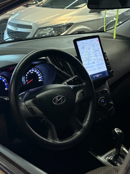 HYUNDAI HB20S 1.6 COMFORT STYLE 2015/2015 JM AUTOMÓVEIS VENÂNCIO AIRES / Carros no Vale