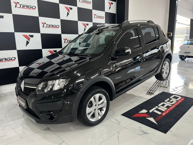 RENAULT SANDERO 1.6 STEPWAY 8V 2017/2017 TIAGO AUTOMÓVEIS VENÂNCIO AIRES / Carros no Vale RENAULT SANDERO 1.6 STEPWAY 8V 2017/2017 TIAGO AUTOMÓVEIS VENÂNCIO AIRES / Carros no Vale