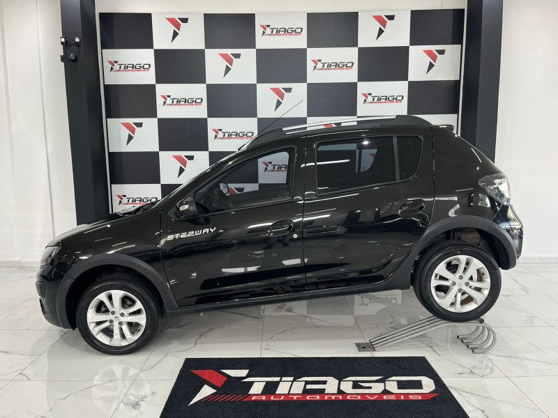 RENAULT SANDERO 1.6 STEPWAY 8V 2017/2017 TIAGO AUTOMÓVEIS VENÂNCIO AIRES / Carros no Vale RENAULT SANDERO 1.6 STEPWAY 8V 2017/2017 TIAGO AUTOMÓVEIS VENÂNCIO AIRES / Carros no Vale