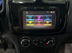 RENAULT SANDERO 1.6 STEPWAY 8V 2017/2017 TIAGO AUTOMÓVEIS VENÂNCIO AIRES / Carros no Vale