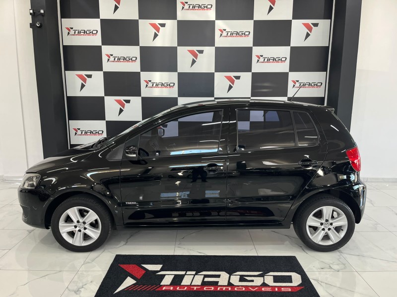 VOLKSWAGEN FOX 1.6 G2 TREND 2012/2012 TIAGO AUTOMÓVEIS VENÂNCIO AIRES / Carros no Vale